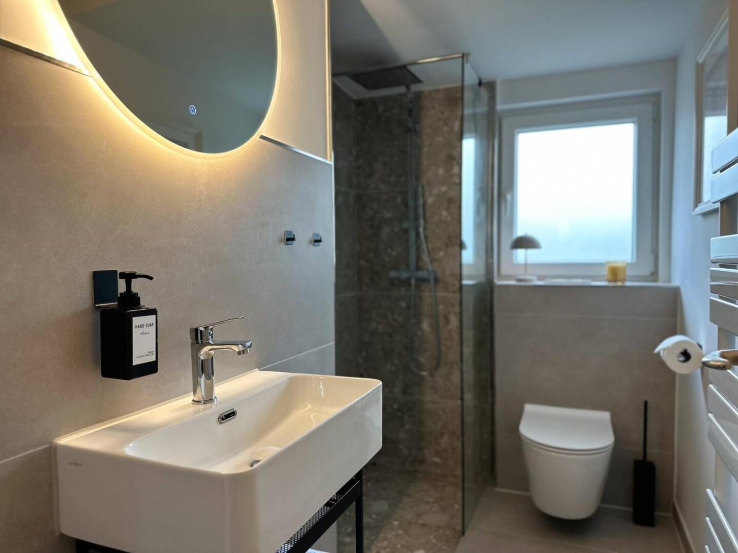 Stylische Wohnung In Meeresnaehe Wilhelmshaven Buitenkant foto